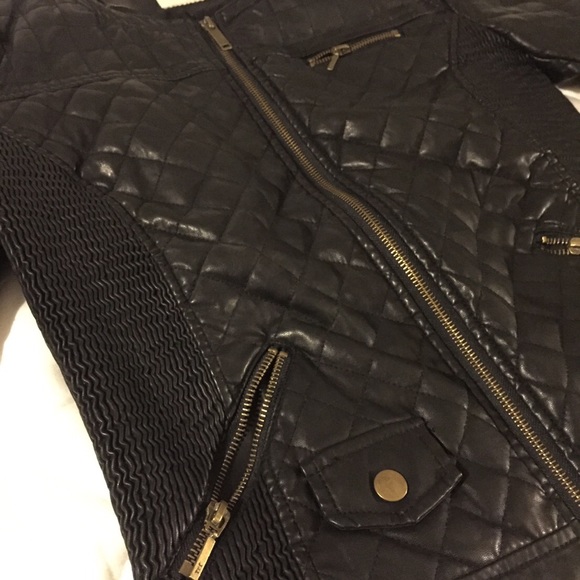 Zara collection Jacket Leather - Picture 2 of 4